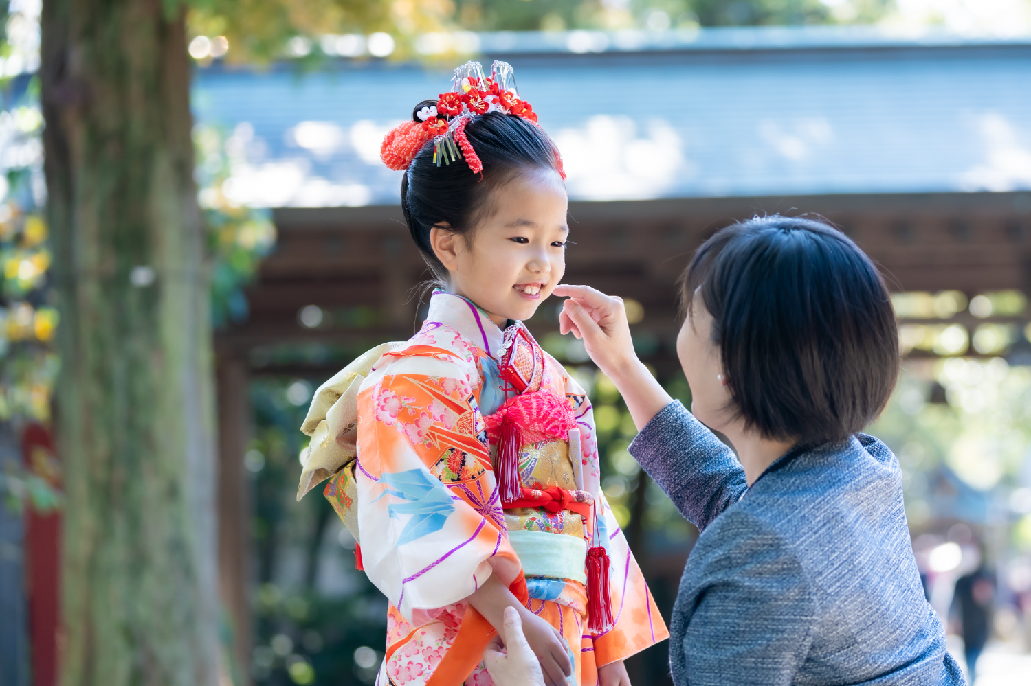 埼玉越谷イロドリフォト七五三ロケーション撮影。7歳の女の子とママ