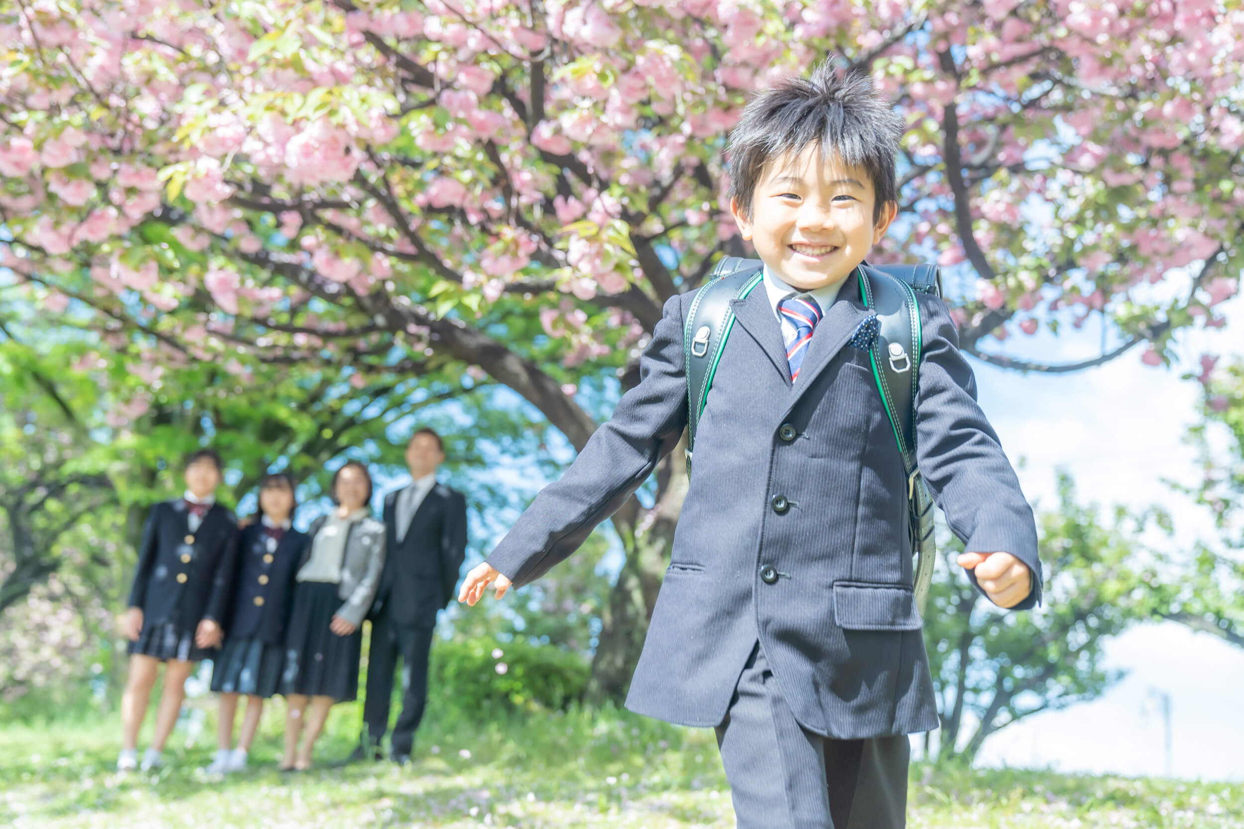 入学記念ランドセルと桜